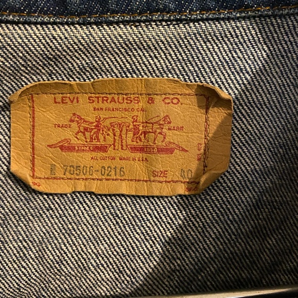 Custom Vintage Levi’s Denim Harley Davidson Jacket - Picture 4 of 8